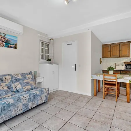 Hyeres Bord De Apartman