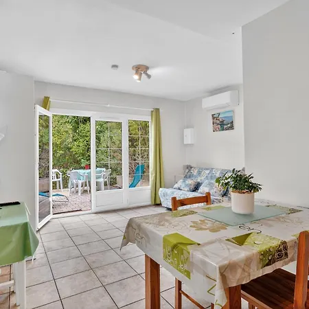 Hyeres Bord De Apartman *