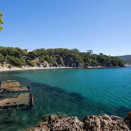 Hyeres Bord De 1 *